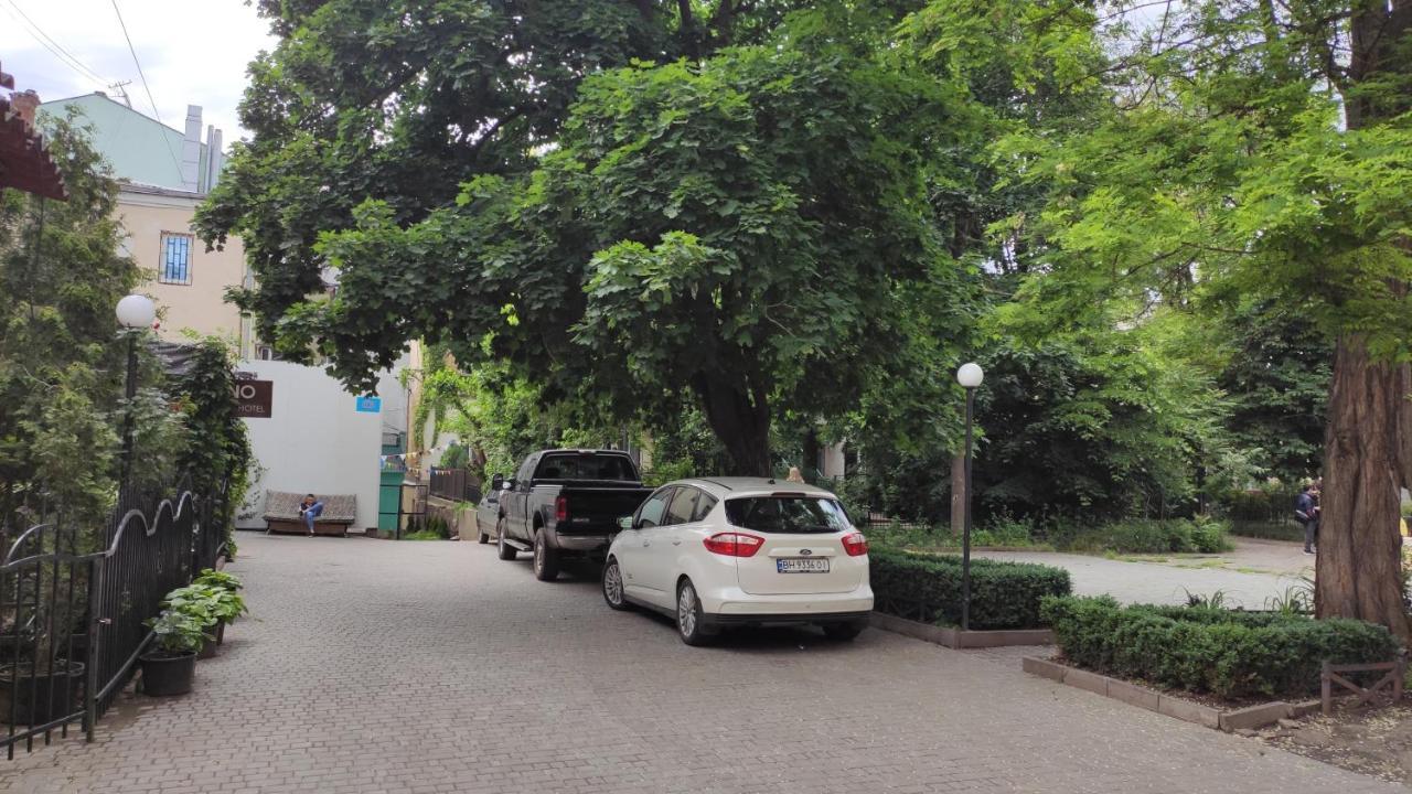 Квартира На Дерибасовcкой Odessa Eksteriør billede